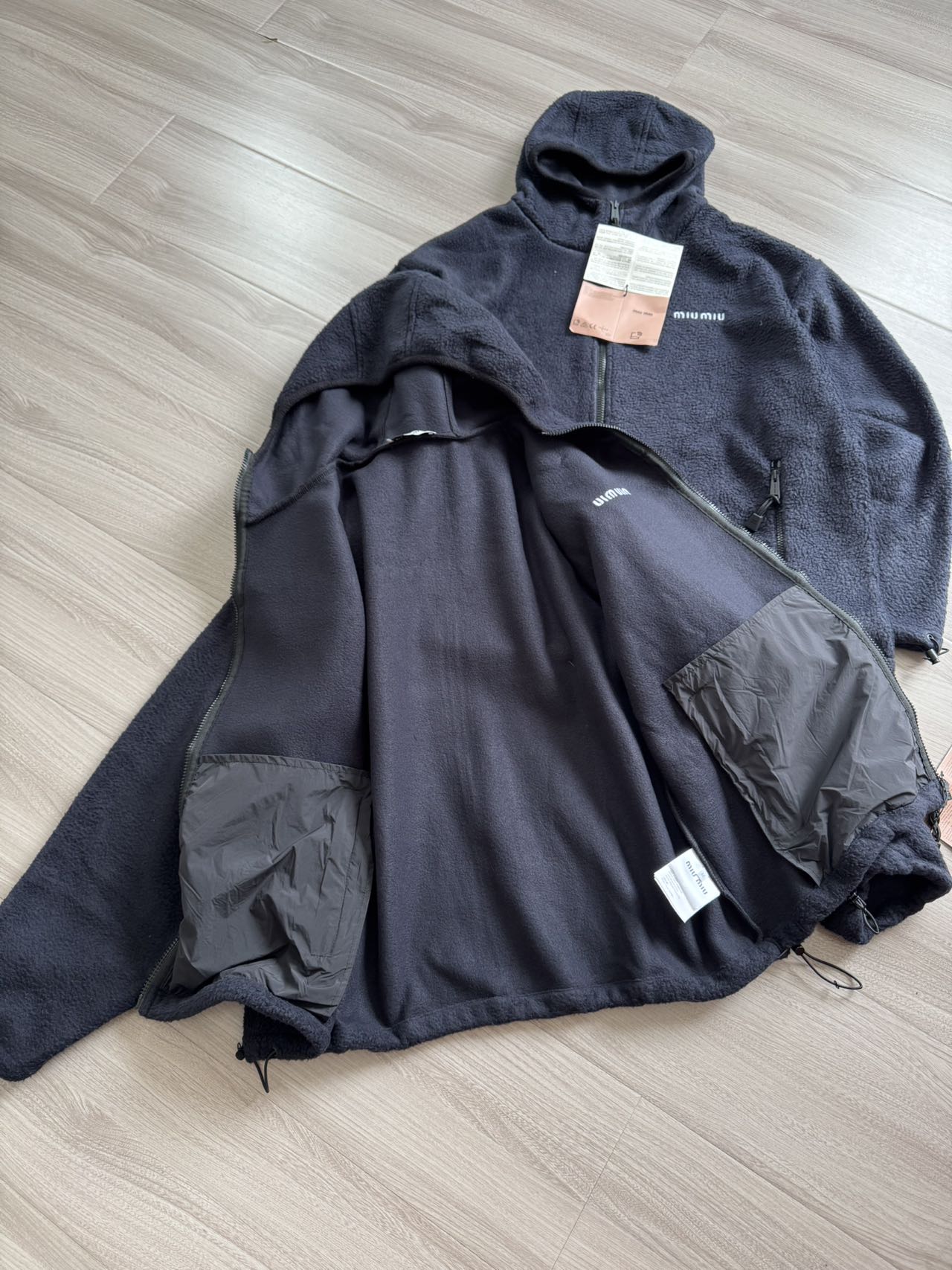 Miu Miu Women's Fleece Zip-Up Hoodie Sweatshirt Drawstring Hem 4 a1757569537637 3360