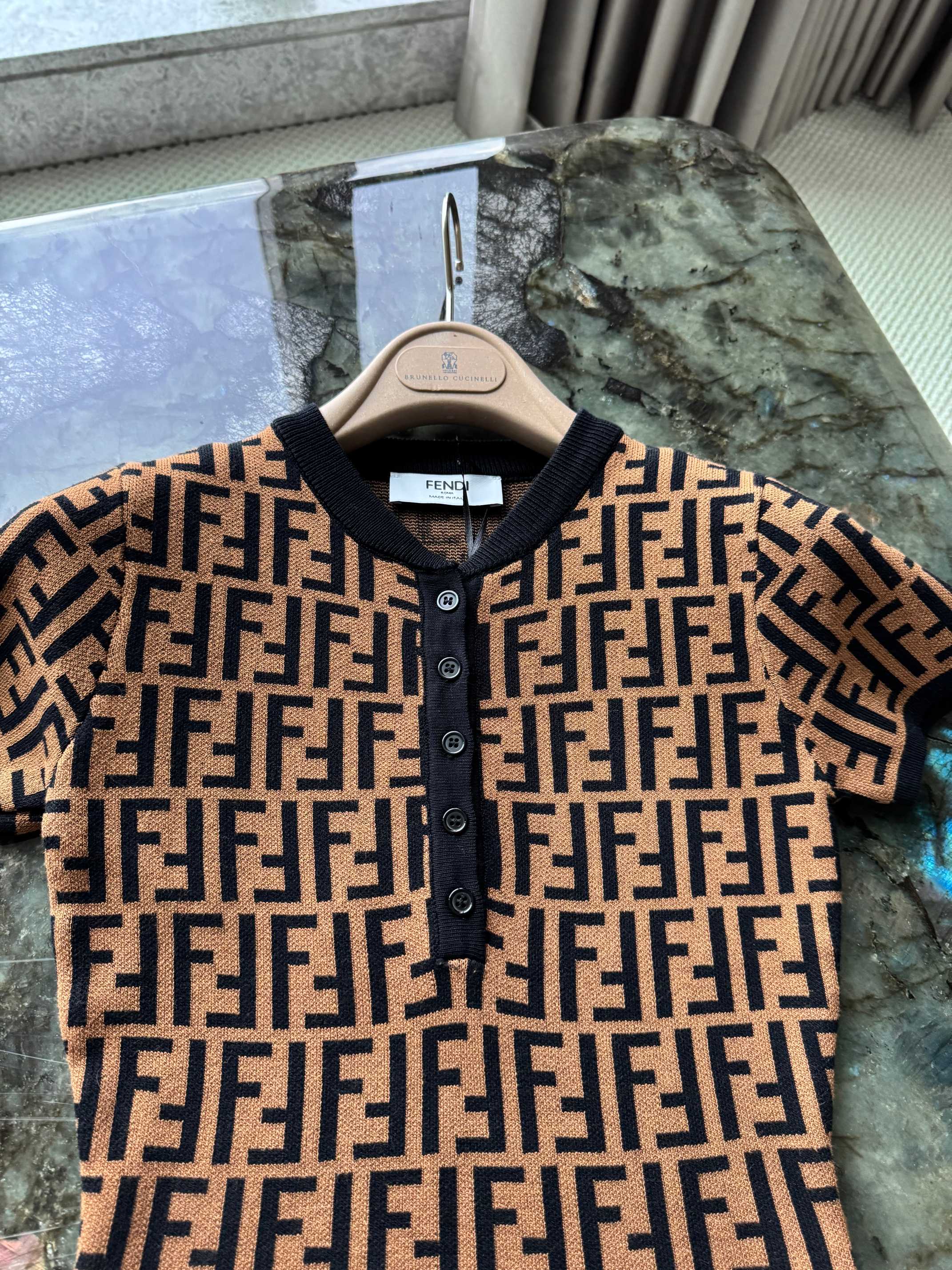 Fendi FF Motif Knit Short Sleeve Top - Stylish & Comfortable 4 a1748581144716 0341