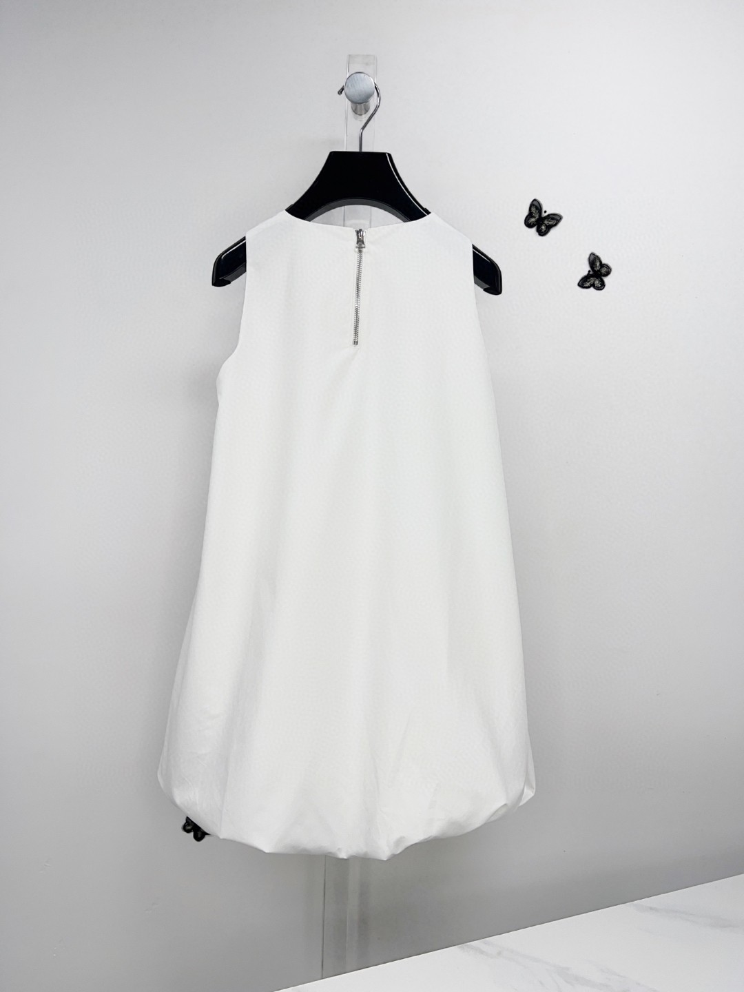 Sleeveless A-Line Dress with Pockets - Wrinkle-Resistant & Stylish 5 a1752902911850 1636