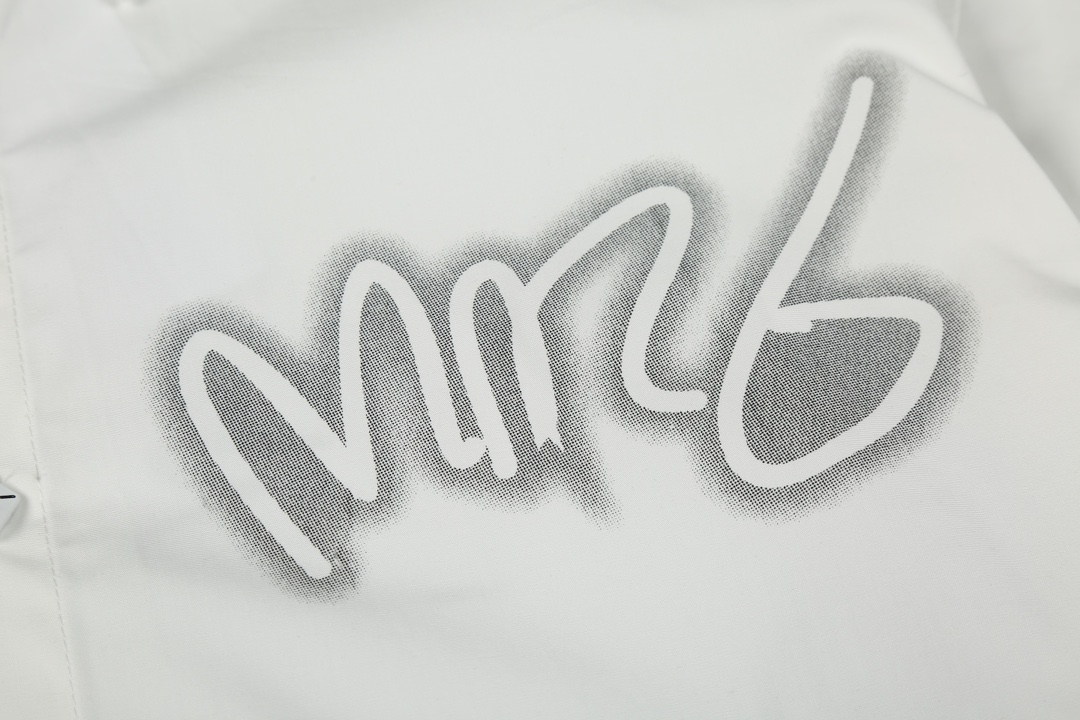 Designer MJ 2024s Magella MM6 Shirts: Custom Cotton Fusion with Unique Buttons - 图片 8