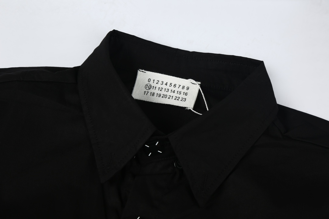 Designer 2024s Magella MM6 Shirts with Custom Buttons and Cotton Fabric - 图片 4