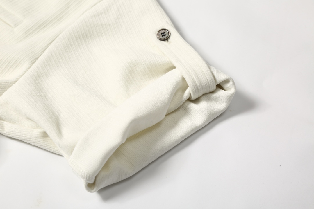 Prada 24SS Summer Wool Shirt Suit with Handbags 5 – Textured Design Summary - 图片 5