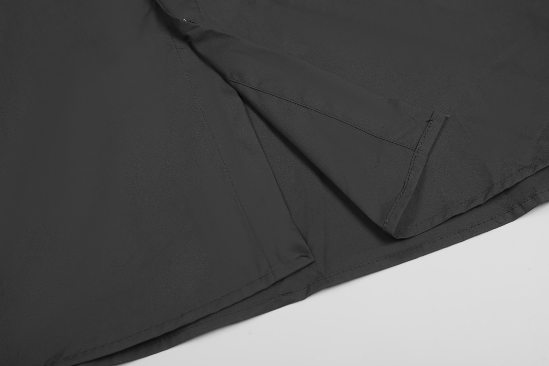 Fashion Alert: Mj Designer’s New Spring/Summer Shirts with Unique Details and Quality Buttons - 图片 9