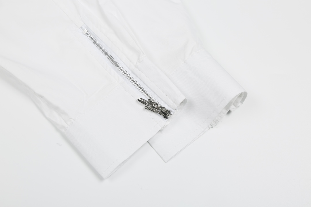 Designer’s Spring/Summer Collection: 25 New Shirts and 50 T-shirts with Unique Details - 图片 7