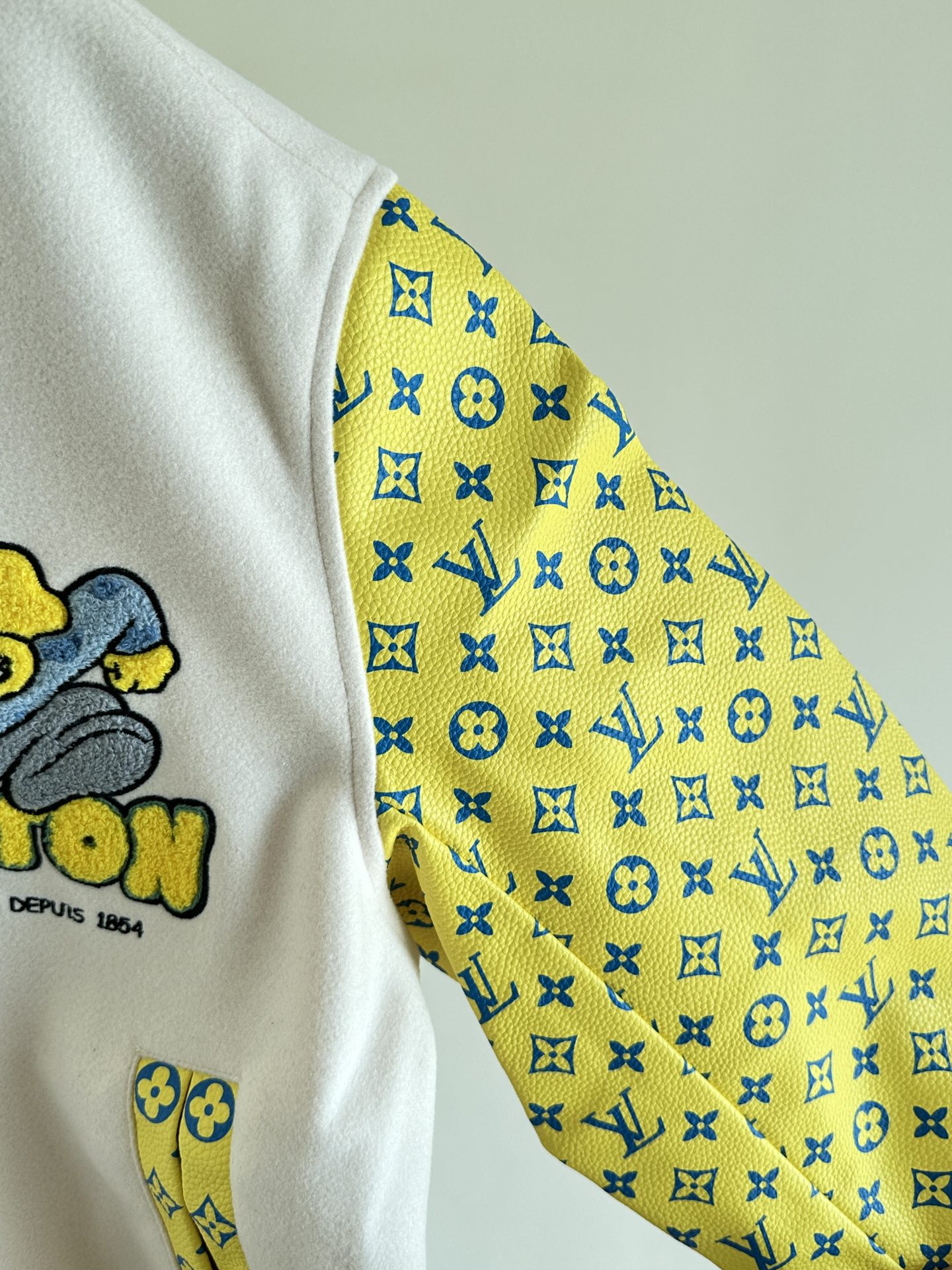 路易威登 Louis Vuitton 高级成衣风衣外套及大衣服饰 #BD853F70 7