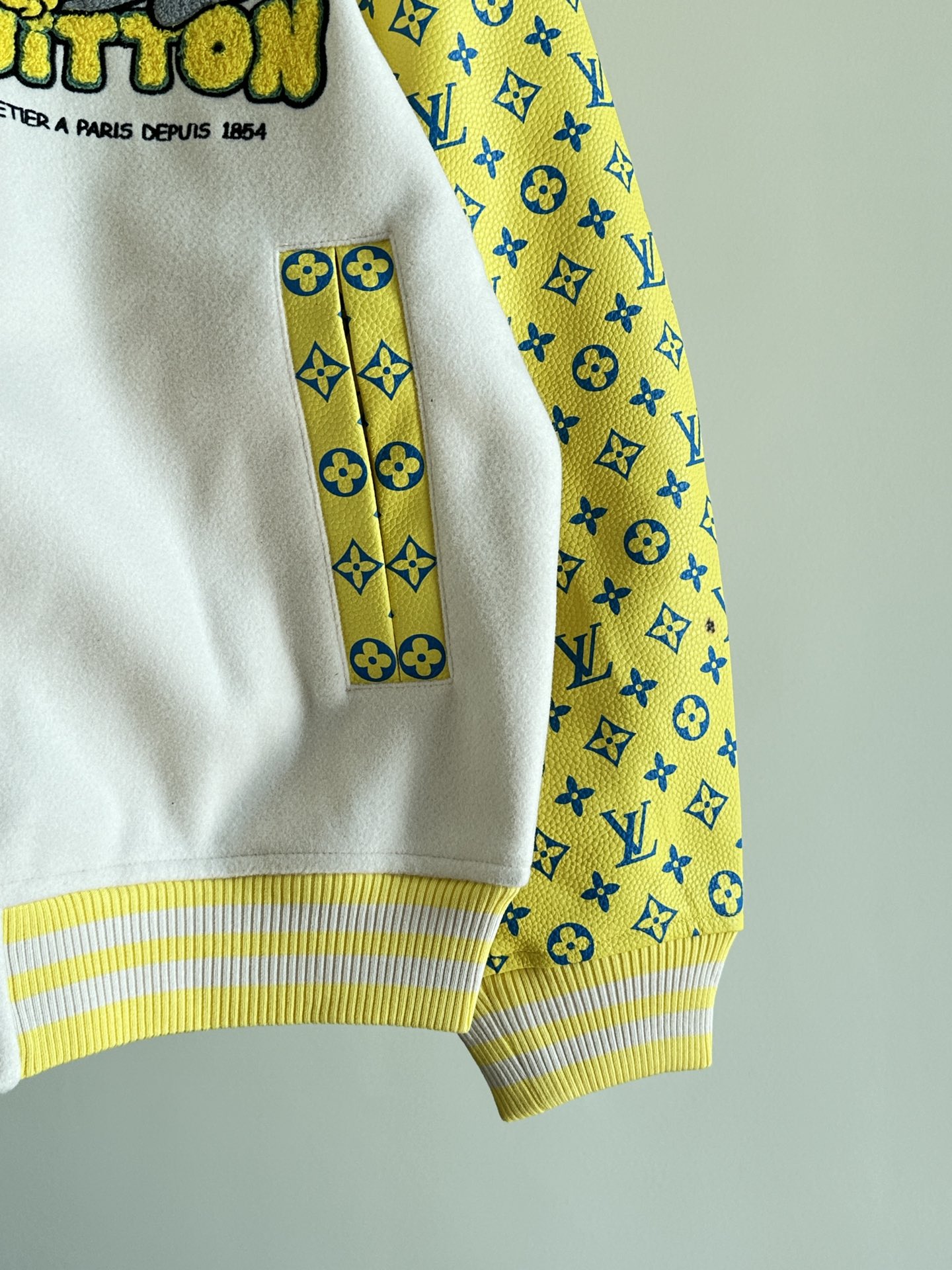 路易威登 Louis Vuitton 高级成衣风衣外套及大衣服饰 #BD853F70 5