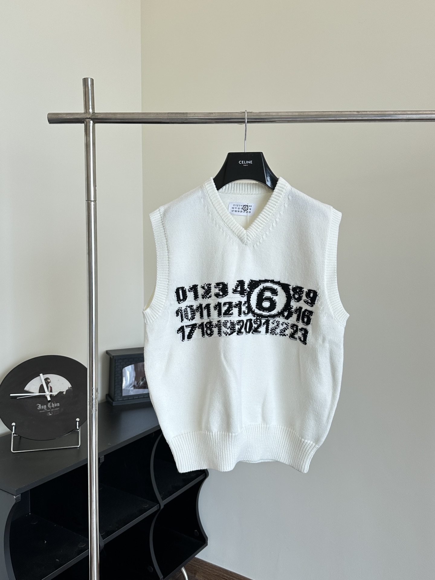 Where should I buy replica
 Maison Margiela AAAAA+
 Clothing Sweatshirts Waistcoats Sewing Knitting Wool