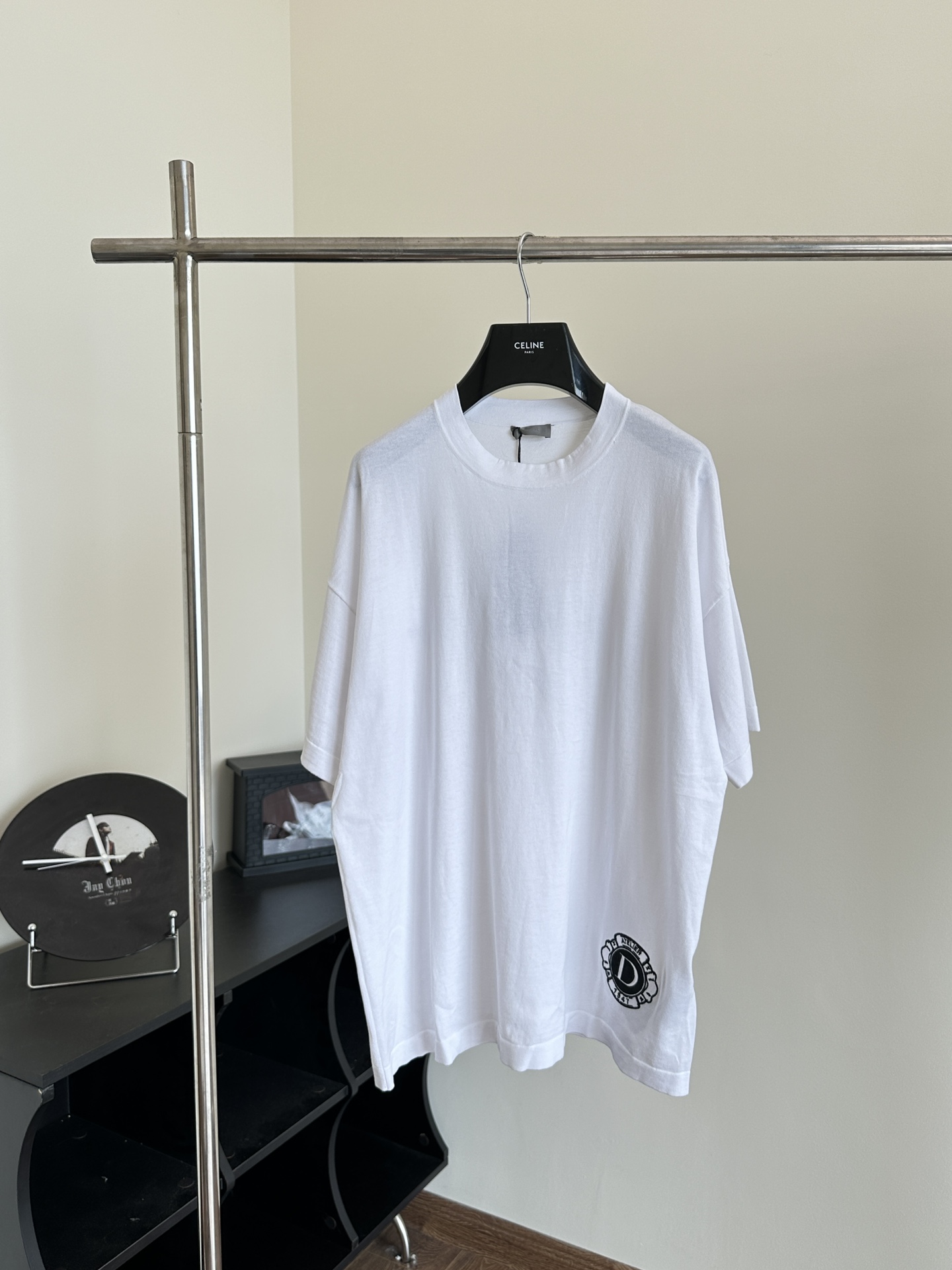 Dio*/Dior 24SS nueva camiseta de manga corta en jersey de mezcla de algodón y seda Talla: S/M/L Esta camiseta es un nue…