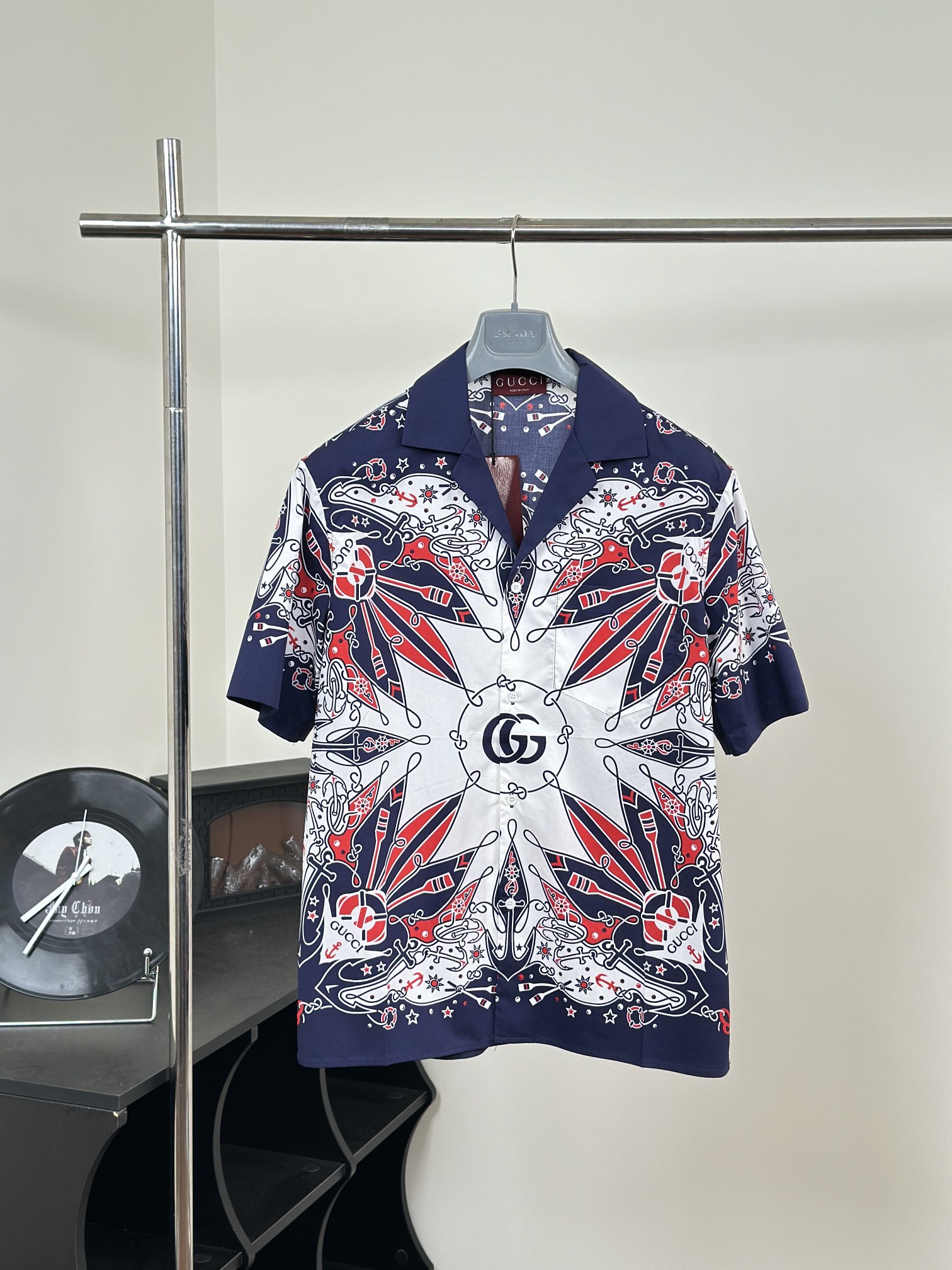 Gucc*/Gucci 24 FW camisa de manga corta de algodón con estampado de pañuelo de principios de otoño. Tallas: S/M/L/XL. E…