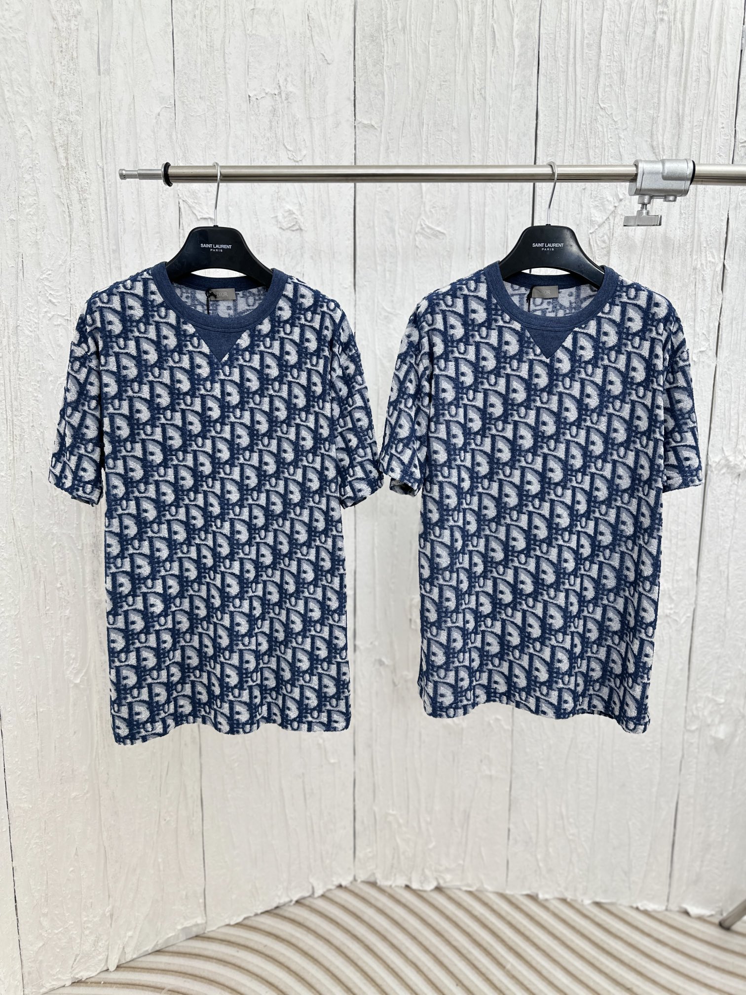 Dio * / Dior 24ss nueva ropa de playa de primavera y verano serie limitada camiseta de manga corta de felpa de algodón …