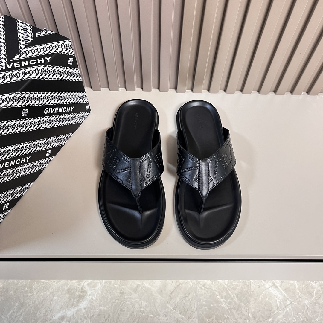 NO:850968,[GIVENCHY] Imported first-layer cowhide embossing, high-end 1:1 mold customization, original upgraded version of the outsole, lighter and non-slip. The highest version of high-quality boutique, a must-buy in summer!  Size male 38-45,,givenchy,givenchy,cowhide19860909【GIVENCHY纪梵希】进口头层牛皮压纹,高端1:1开模定制,原版升级版大底,更轻便,防滑.最高版本高品质精品, 夏季必入！ Size男38-45,,givenchy,givenchy,cowhide,Men's shoes