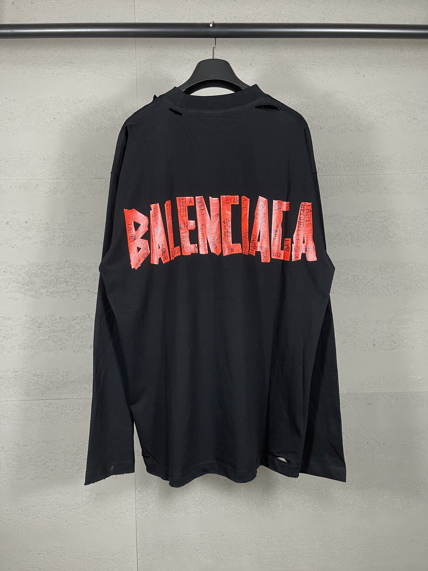 Review: P209 BALENTCI*GA/Paris 25ss Top Version Duct Tape Plaster Long-Sleeve T-shirt - 图片 1