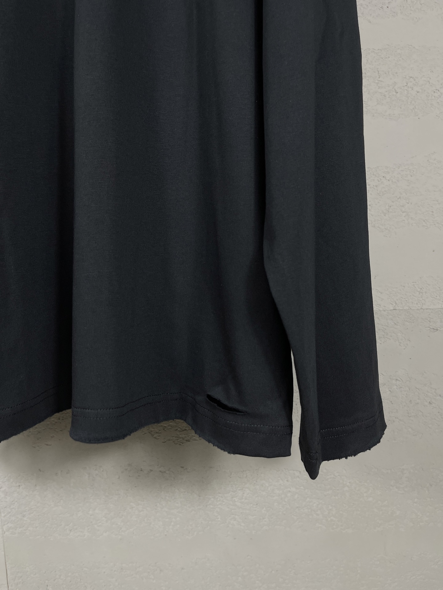 Review: P209 BALENTCI*GA/Paris 25ss Top Version Duct Tape Plaster Long-Sleeve T-shirt - 图片 6