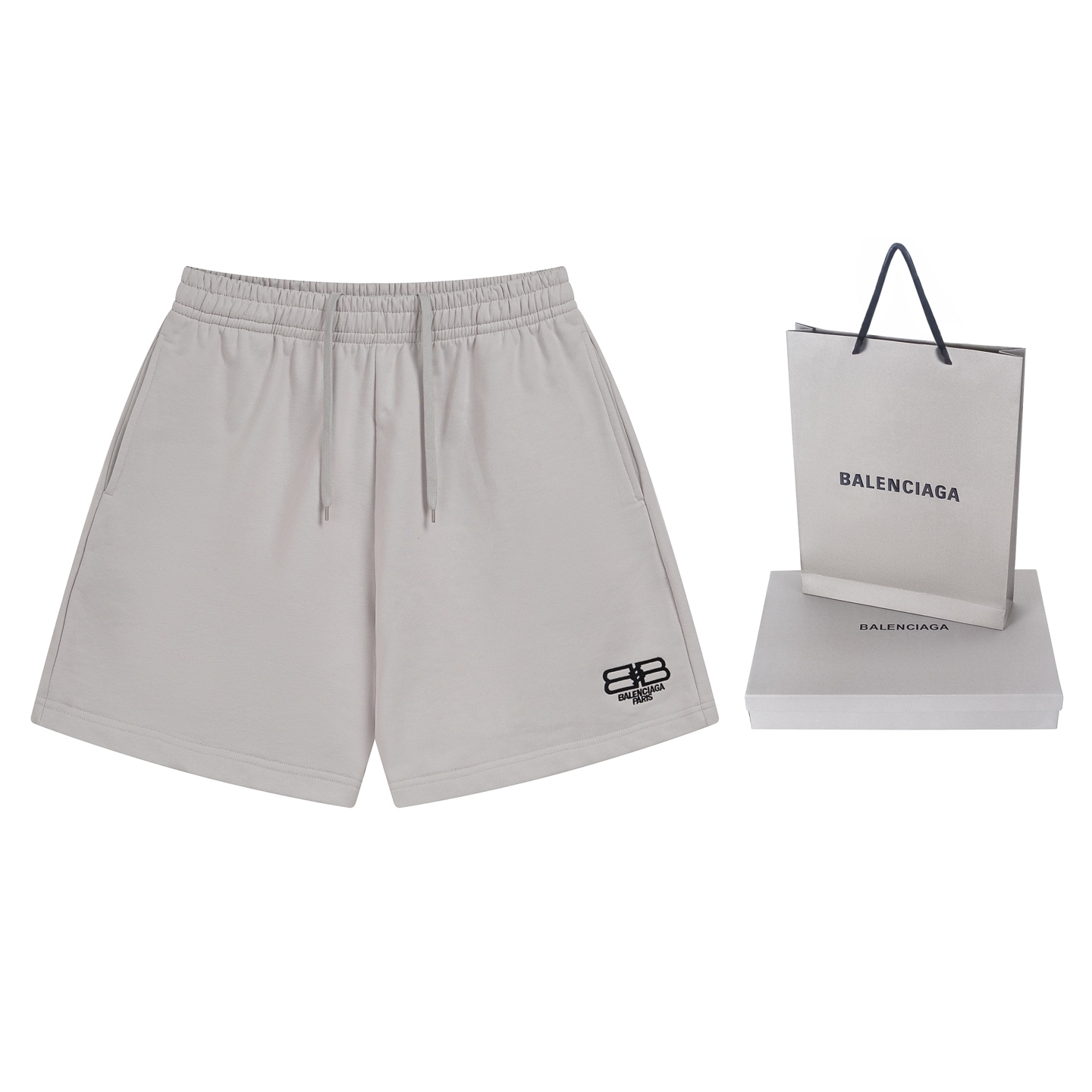 NO:431973,Real photos [Top version. Official website quality] BALENCI*GA/Paris. New style. Double B classic LOGO embroidered shorts. Brick cabinet synchronized. The first time to develop genuine products, and you can compare them!  The fabric is made of Paris ZP fixed wool cotton wool sweater, weighing 460 grams, the cloth surface is clean, the cloth pattern is clear, the feel is soft and comfortable, the embroidery is made of imported Tajima embroidery machine. The letters are clear, the effect is three-dimensional. The style is loose. The same style for men and women. Code BL257016. Color black, rice and apricot. Size XS S M L,,balenciaga,hoodie,sweatshirts, shorts,alexander wang19860909实拍图【顶级版本.官网品质】BALENCI*GA/巴黎.新款 .双B经典LOGO刺绣短裤.砖柜同步.第一时间正品研制,欢印对比！面料采用巴黎ZP定织定染全棉毛圈大卫衣,克重460克,布面干净.布纹清晰,手感柔软舒适,刺绣采用进口田岛绣花机.字母清晰,效果立体.版型釆用宽松版型. 男女同款 编码BL257016 颜色黑色,米杏 尺码XS S M L,,balenciaga,hoodie,sweatshirts,shorts,alexander wang,Men's clothing