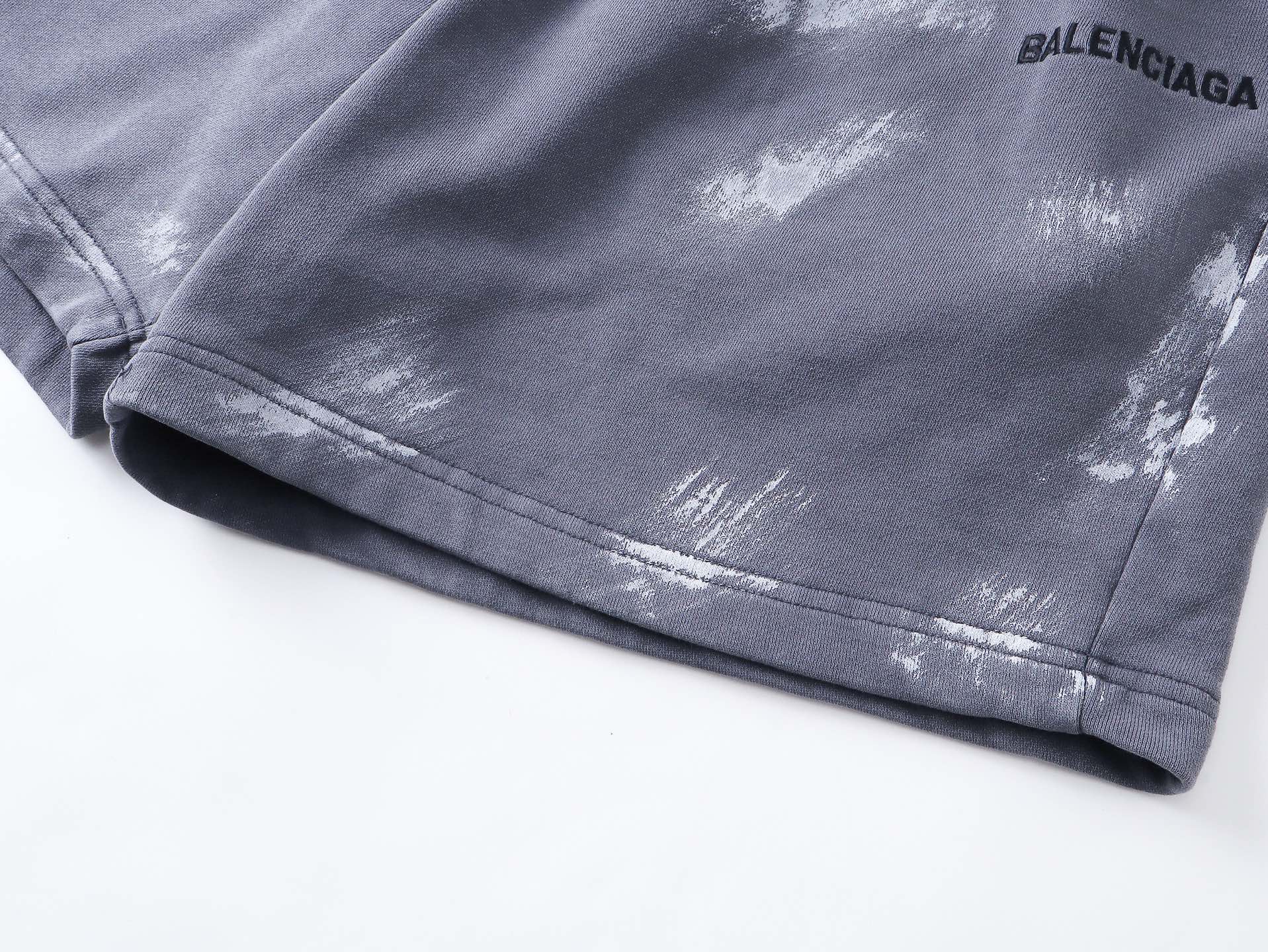 Balenciaga/巴黎世家 25ss油漆喷墨刺绣字母短裤