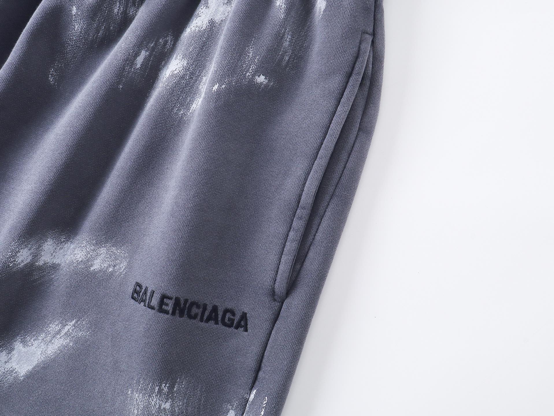 Balenciaga/巴黎世家 25ss油漆喷墨刺绣字母短裤