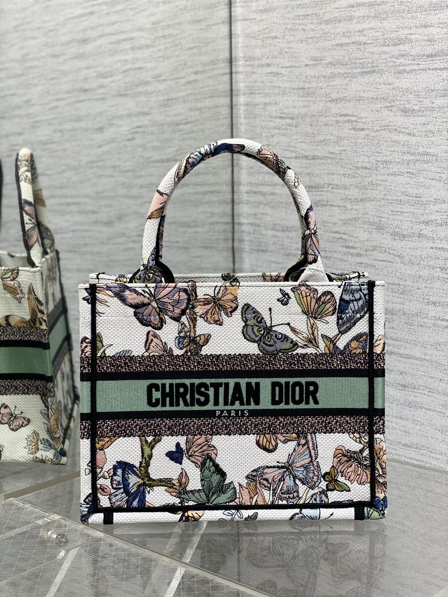 Dior 1:1
 Tote Bags Buy Sell
 Embroidery Vintage