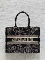 Dior Tote Bags Black Embroidery