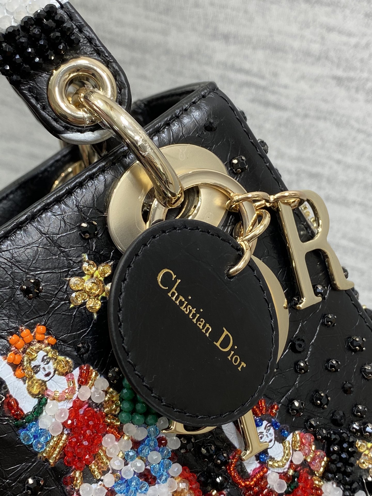 bead embroidery 3-grid Lady Dior bag, a must-have 3-grid small bag that 4