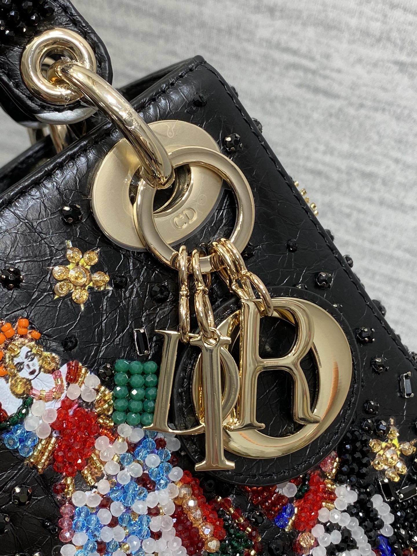 bead embroidery 3-grid Lady Dior bag, a must-have 3-grid small bag that 3