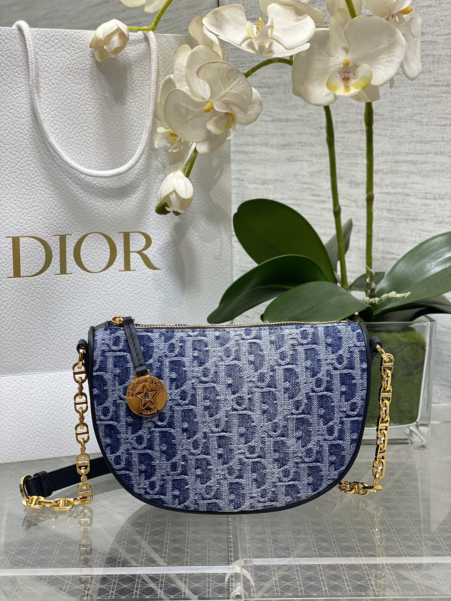 𝐂𝐚𝐥𝐥𝐢𝐬𝐭𝐨 𝐇𝐨𝐛𝐨 bolso de luna