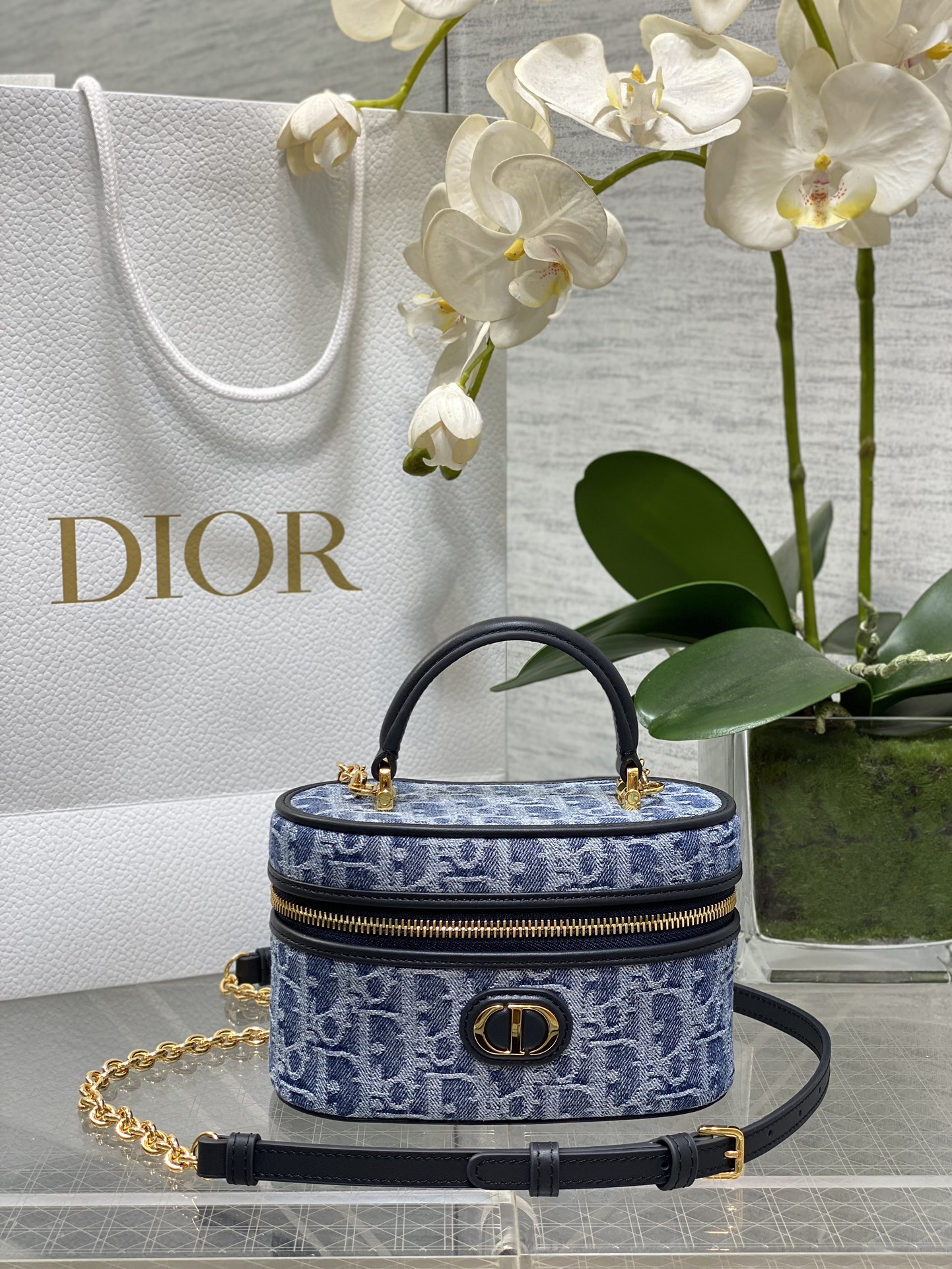 Mini 𝐕𝐚𝐧𝐢𝐭𝐲 estuche de maquillaje