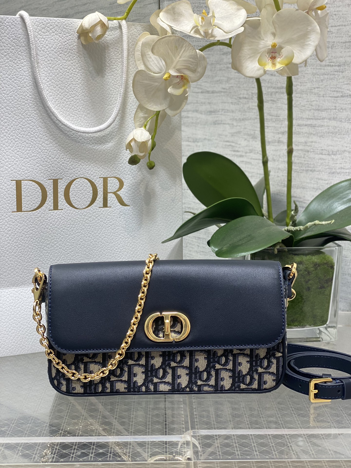 𝐄𝐚𝐬𝐭-𝐖𝐞𝐬𝐭 Mochila Bolso Con Cadena