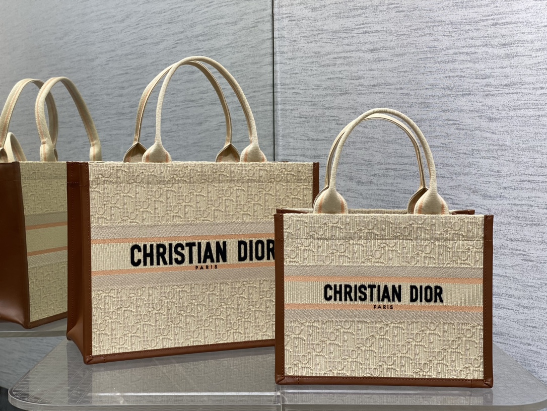 Dior Book Tote Beige Oblique jacquard small tote everyday