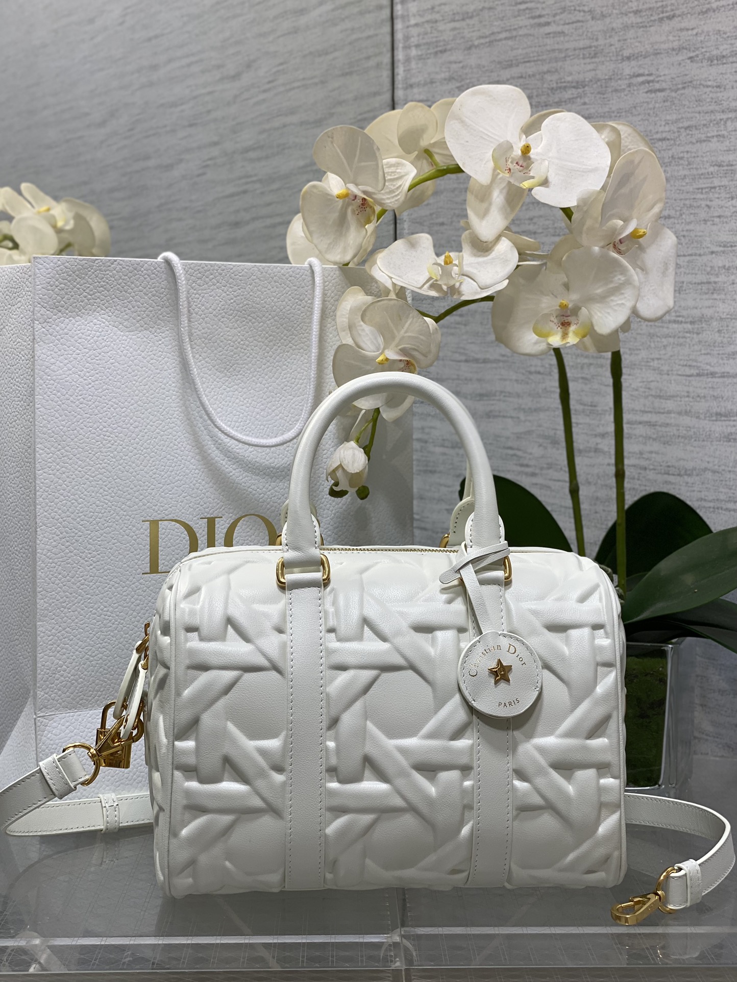𝐆𝐫𝐨𝐨𝐯𝐞 𝟐𝟓Bolsos Boston