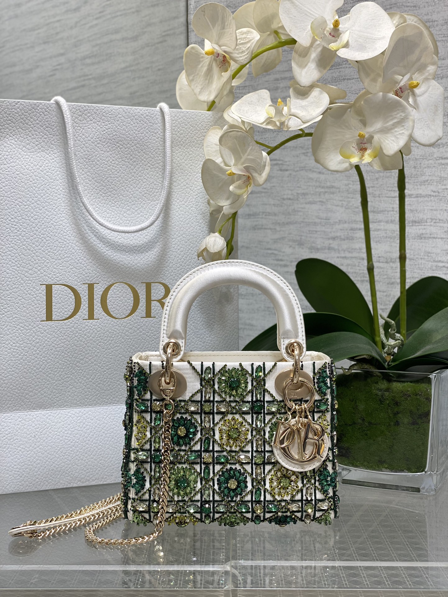 𝐋𝐚𝐝𝐲 Diamante verde blanco de edición limitada de tres cuadros