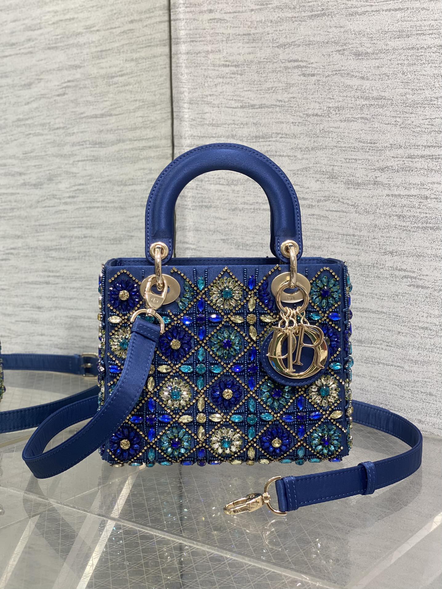 Où trouver les meilleures répliques
 Dior Lady Sacs À Main Sacs À Bandoulière & À Épaule Broderie de fleurs