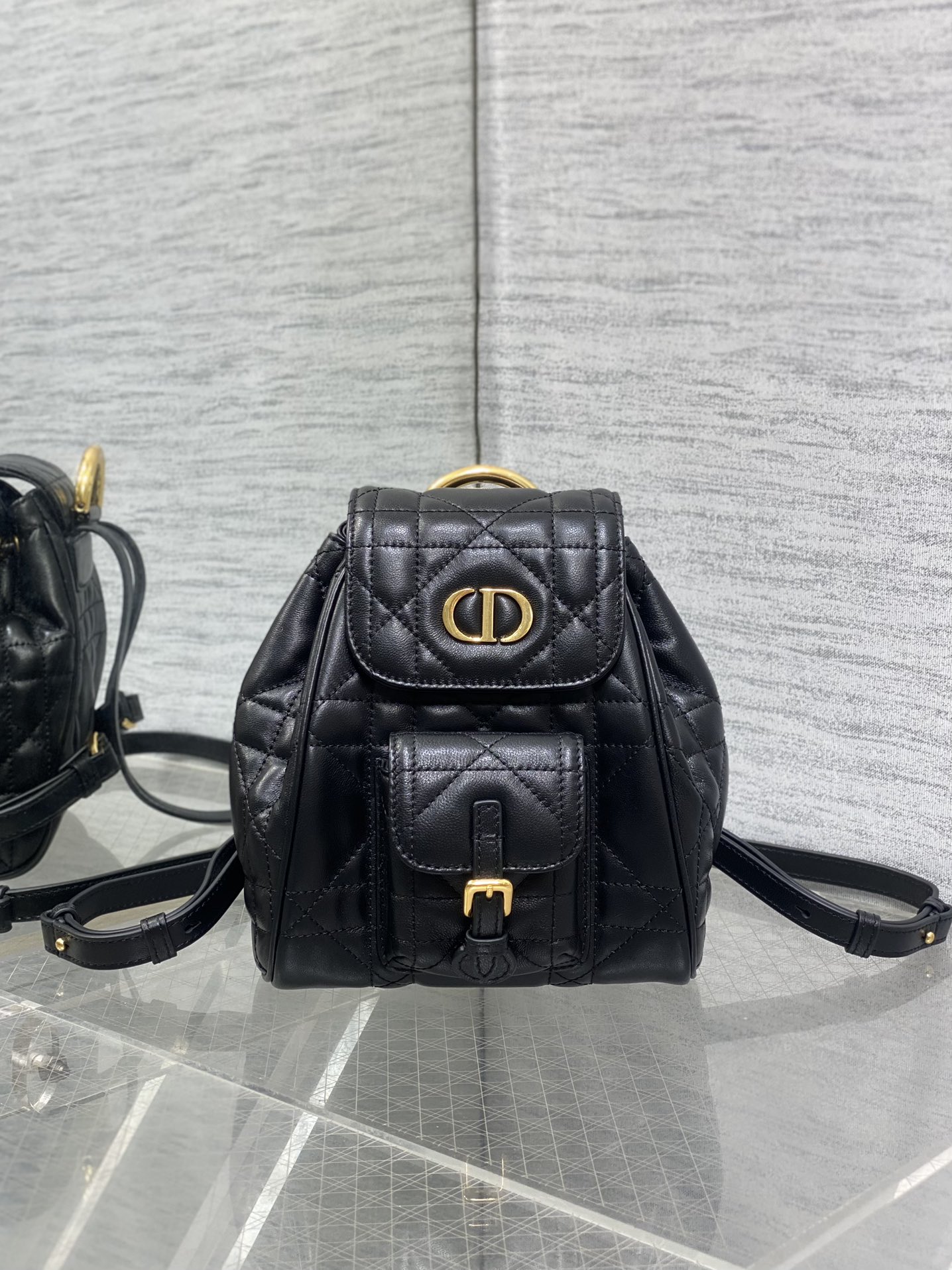 Dior Caro Bolsos Mochila Negro Oro Piel de oveja Colección otoño – invierno Vintage