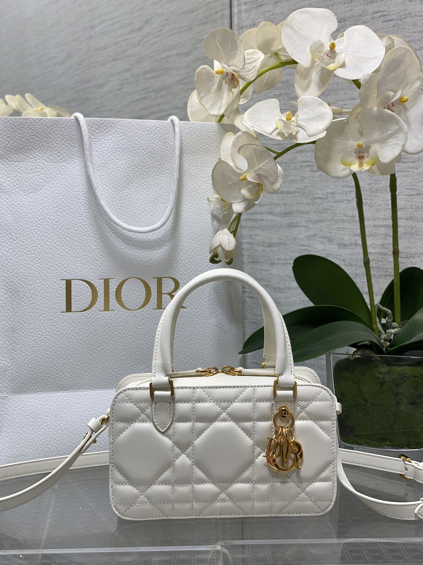 𝐃𝟏𝐨𝐫 𝟐𝟎𝟐𝟒 𝐖𝐢𝐧𝐭𝐞𝐫Nueva bolsa de doctor