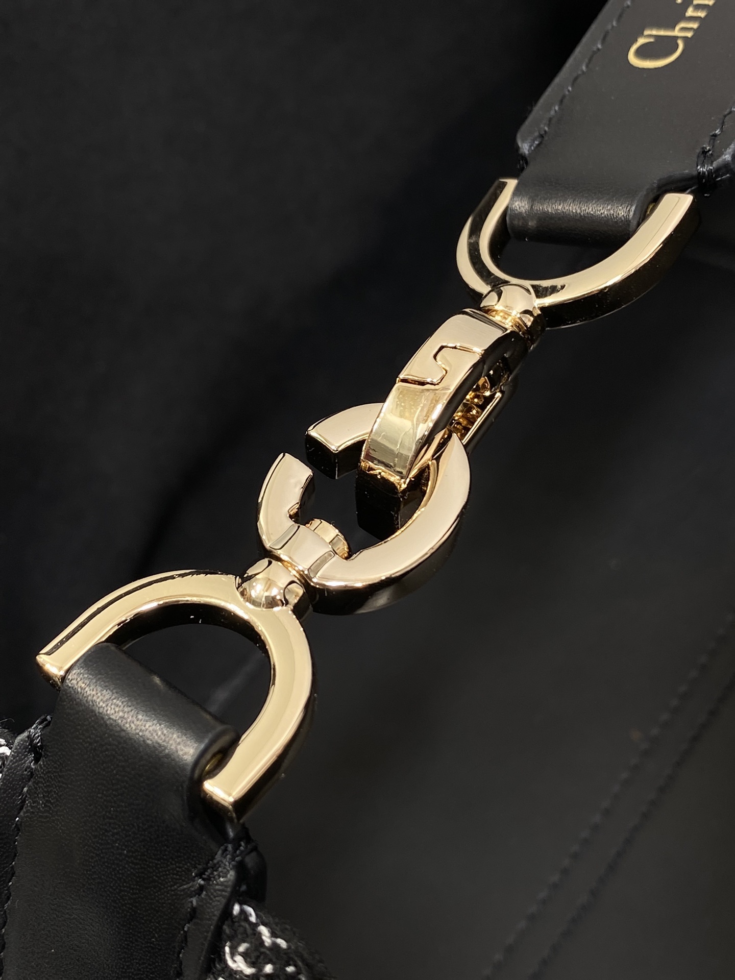 小号现货️Toujours粗花呢系列富家千金风同样的单品不同的风格独特的材质精致又优雅超大菱格的设计搭配