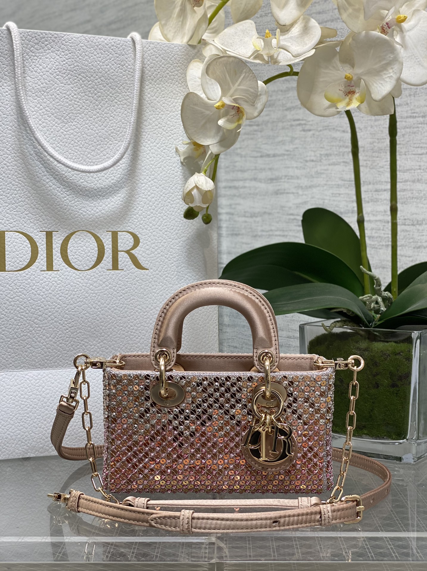 𝐋𝐚𝐝𝐲Cuentas rosas degradadas horizontales de edición limitada