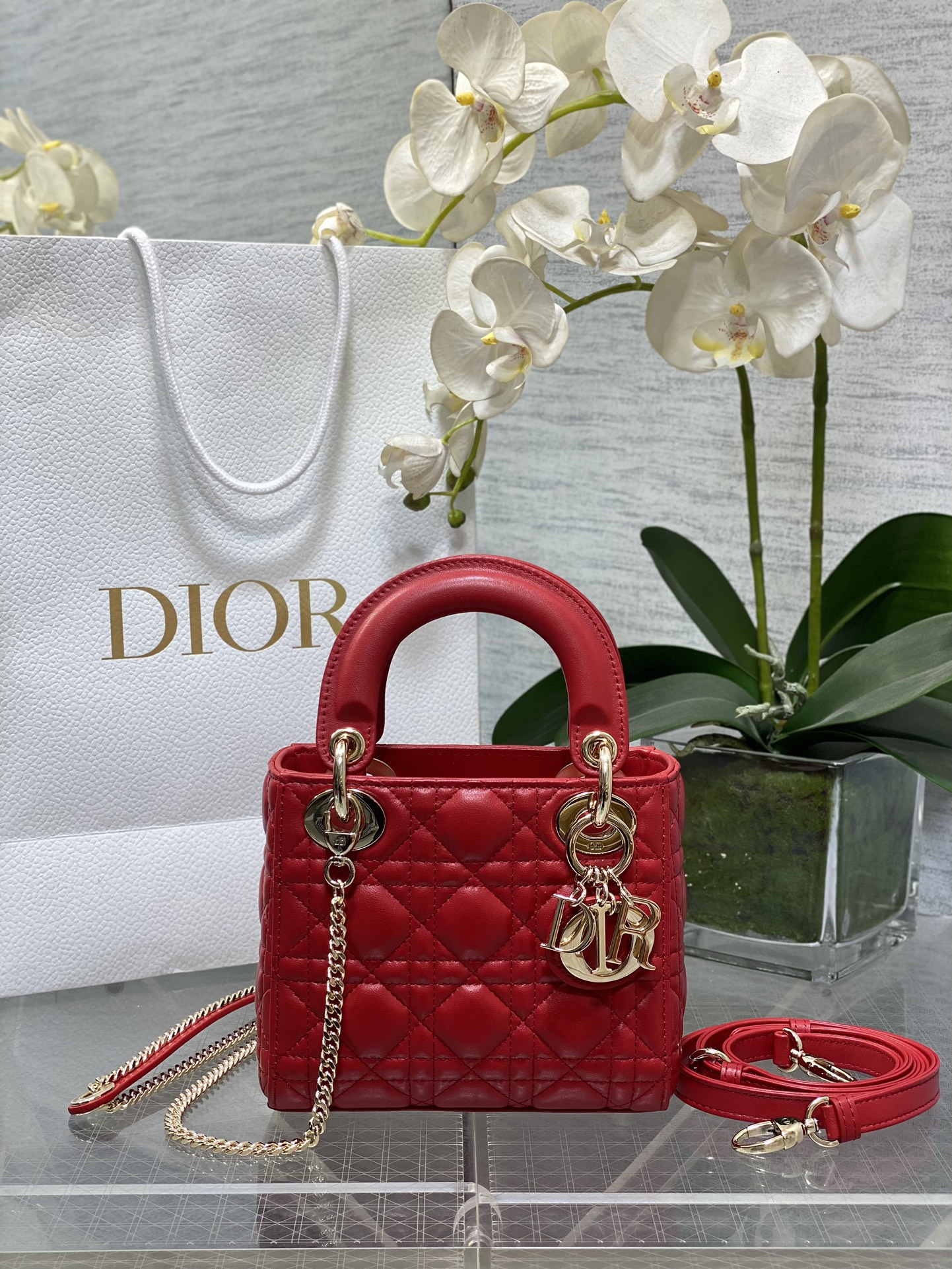 𝐋𝐚𝐝𝐲Piel de oveja de tres paneles rojo cereza