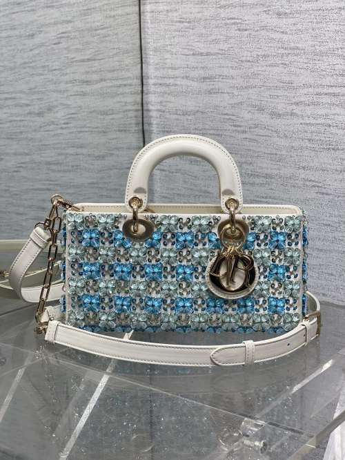 Lady Dior Limited Edition Beaded Handbag, Elegant and Stylish, 26cm 1 Lady Dior Limited Edition Beaded Handbag, Elegant and Stylish, 26cm