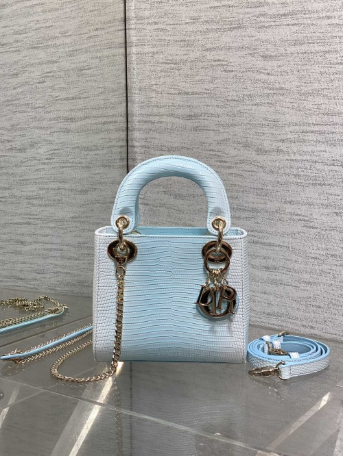 Dior Lady Dior 3-Grid Lizard Embossed Bag, Elegant and Unique -17cm 1 Dior Lady Dior 3-Grid Lizard Embossed Bag, Elegant and Unique -17cm