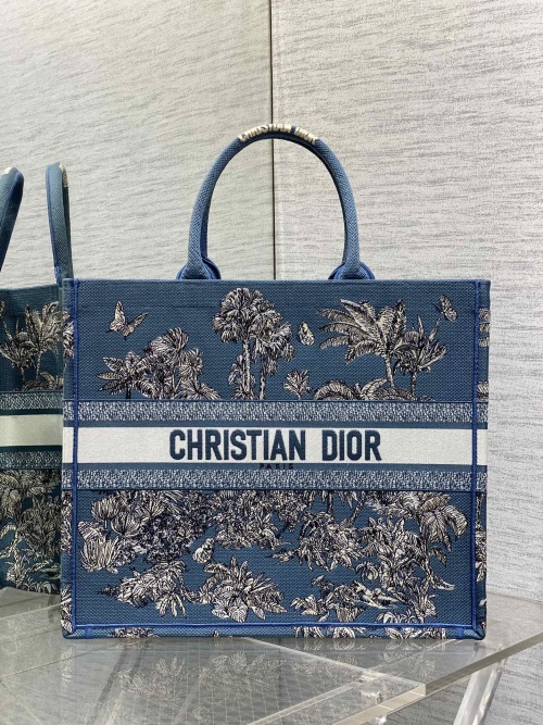 Dior Blue Embroidered Large Tote Bag, Summer Collection, 42*18*35cm 1 Dior Blue Embroidered Large Tote Bag, Summer Collection, 42*18*35cm