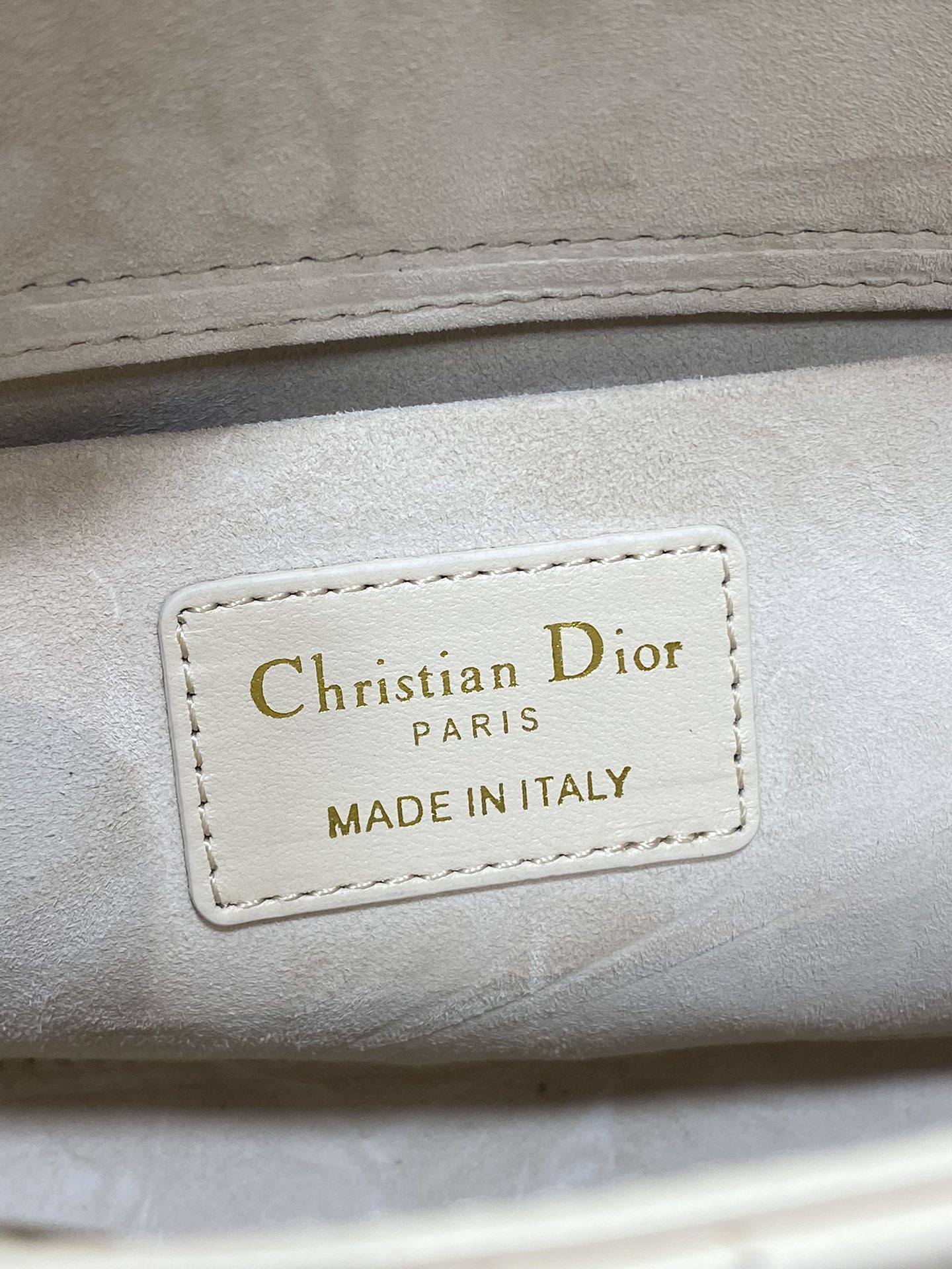 D-Joy Ivory Leather Handbag for Women, Classic Cannage Stitching Shoulder Bag 10 i1751446225 8854 4