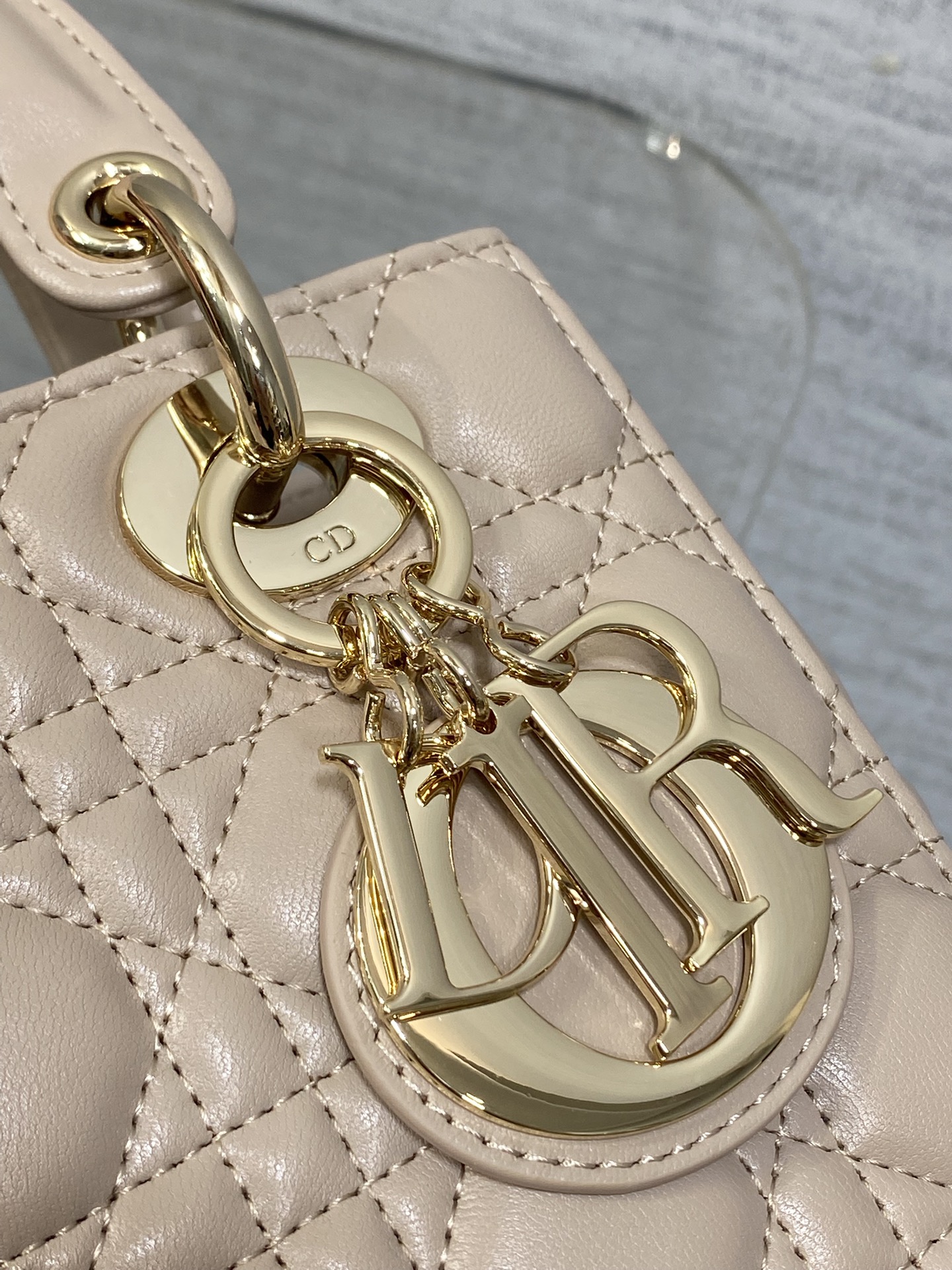 Dior Lady Dior Bag: Iconic Style, Fresh Spring Colors, & Customizable Strap 4 i1755074991 4511 0