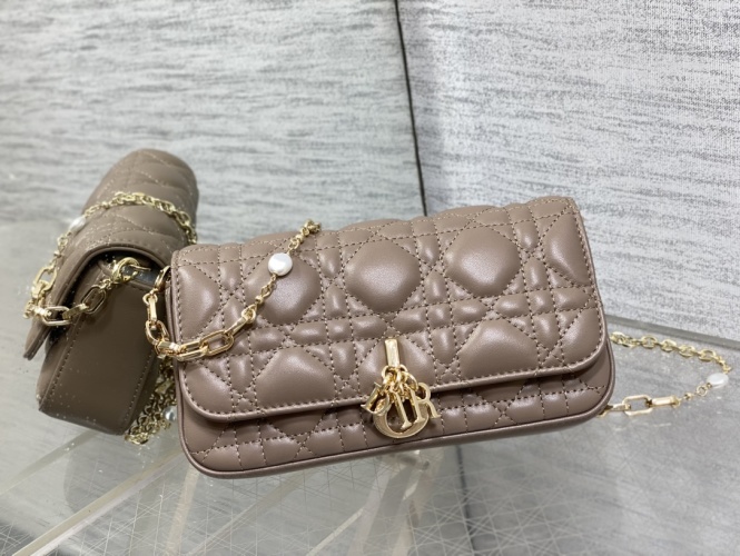Elegant Chain Bag with Pearl Accents, Lambskin Leather, and Cannage Stitching 1 Elegant Chain Bag with Pearl Accents, Lambskin Leather, and Cannage Stitching