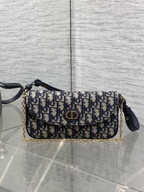 Dior Montaigne Oblique Jacquard Bag,Underarm and Handbag, 22*12*5cm 1 Dior Montaigne Oblique Jacquard Bag,Underarm and Handbag, 22*12*5cm