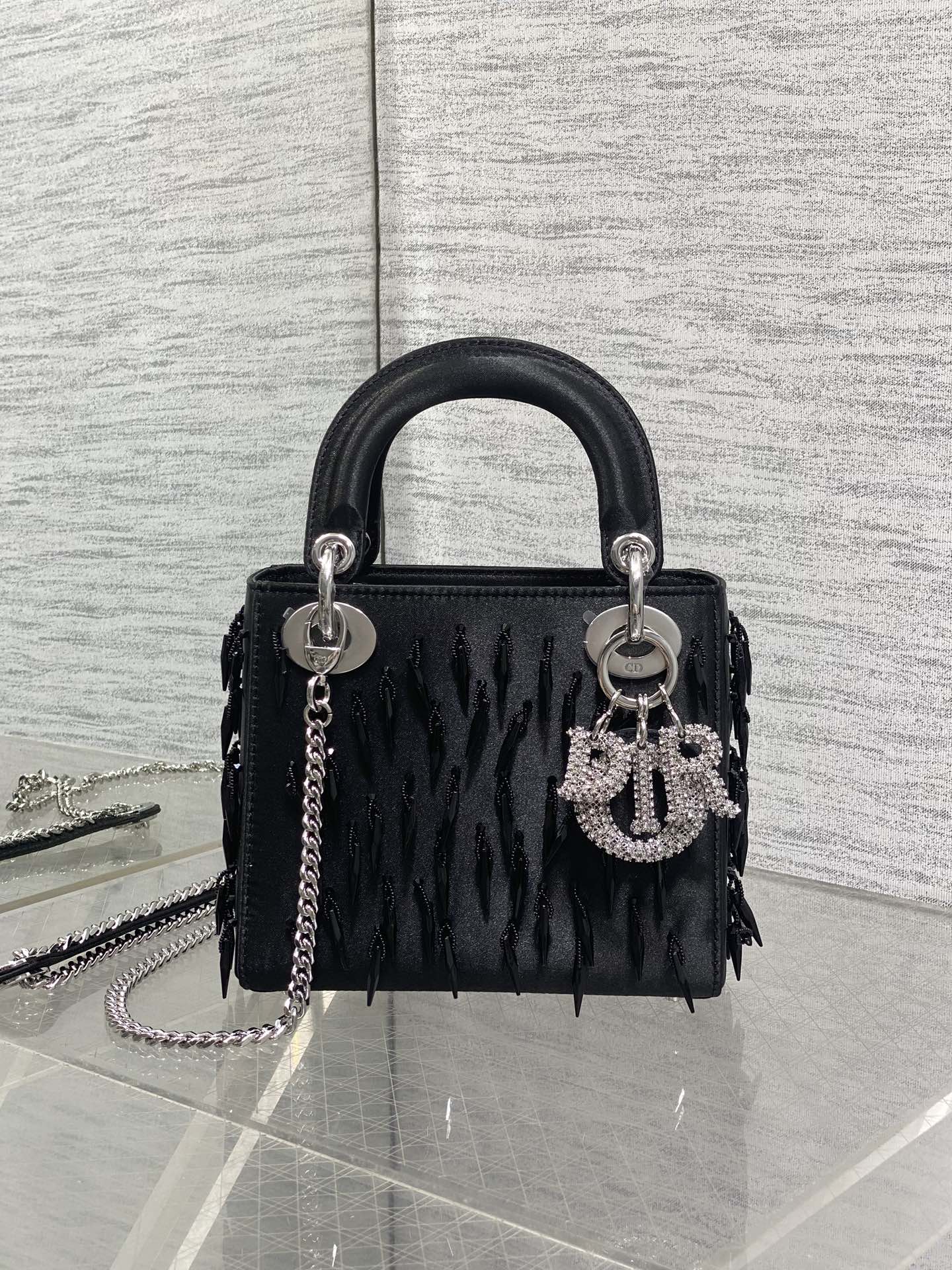 Dior Style Crossbody Bag Lookbook Reference image 1