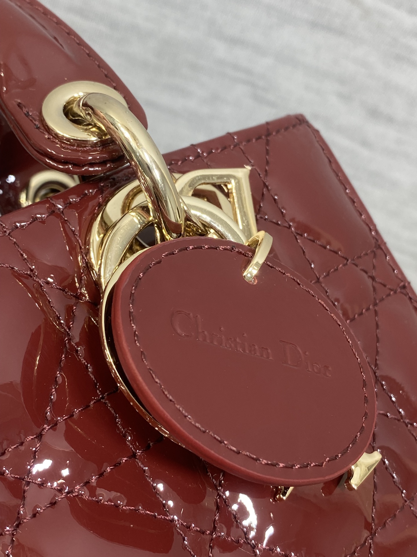 酒红现货‼️D-joy最新mini系列，说micro太小，小号太大的宝贝们都看过来，新出的mini尺寸，