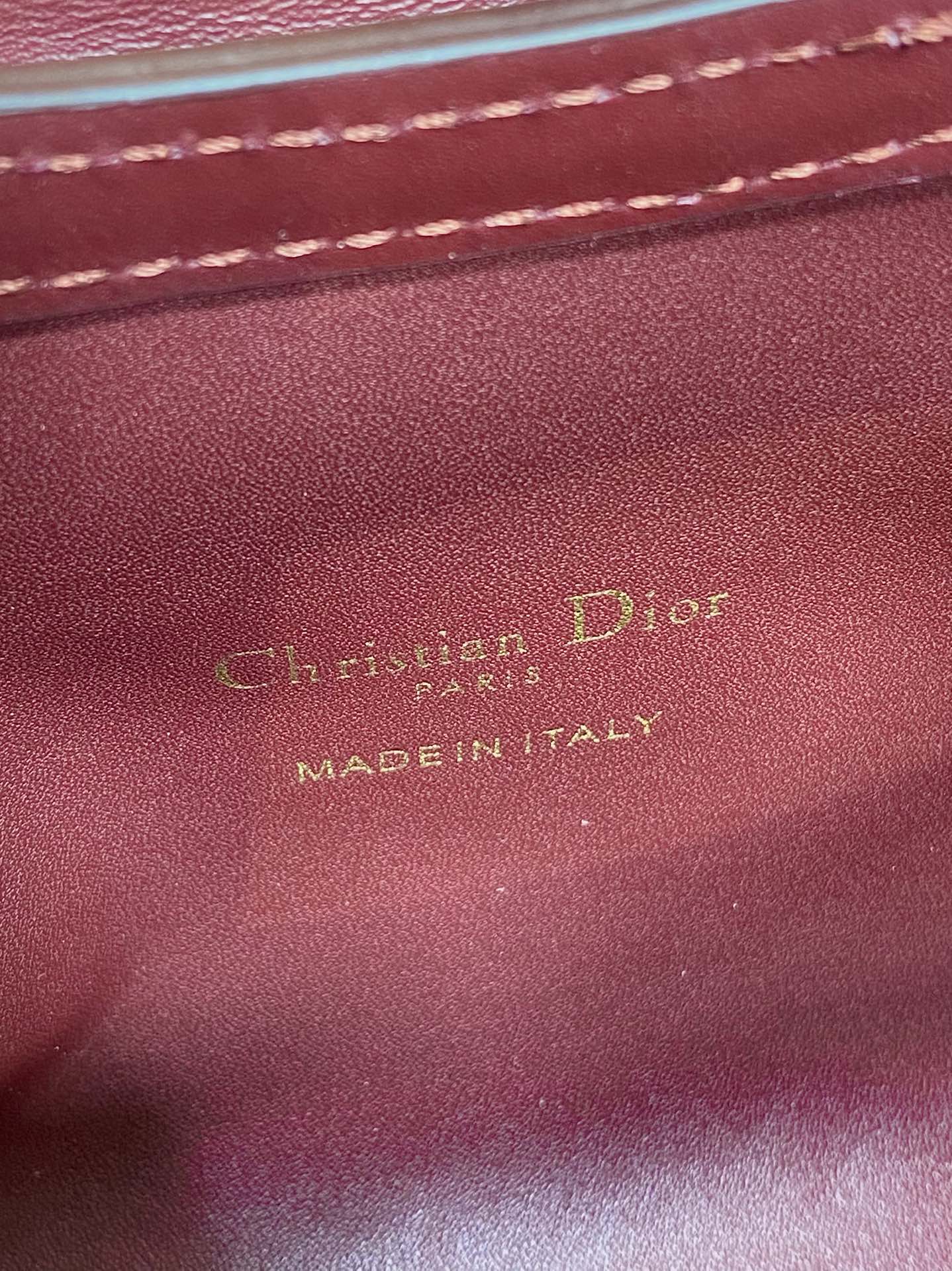 酒红平纹现货‼️Jolie ToP Handle 迷你链条包，对这种精致小包完全没有抵抗力✌️大包背着太