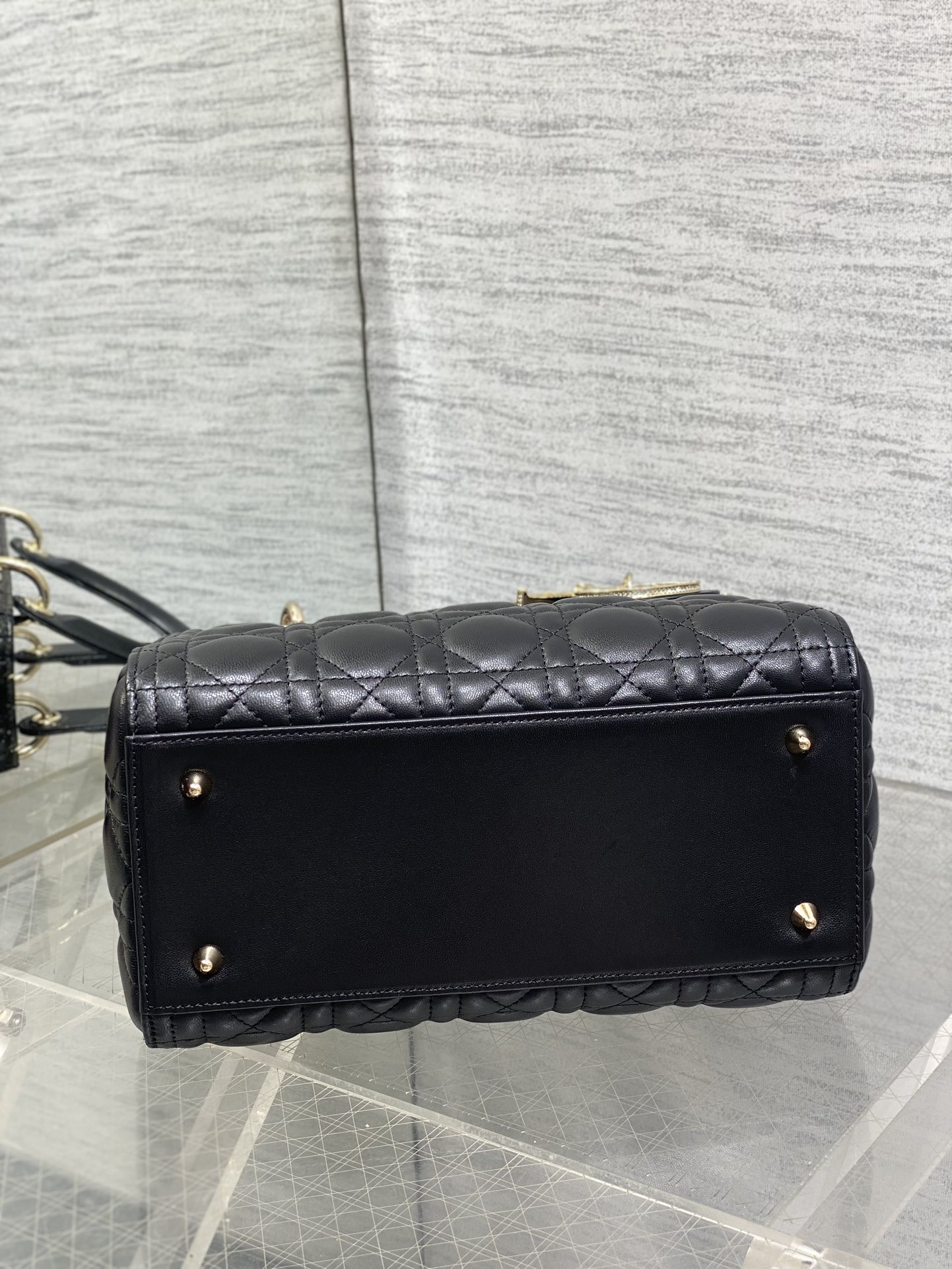 Dior 五格戴妃包钻石扣 ‼
