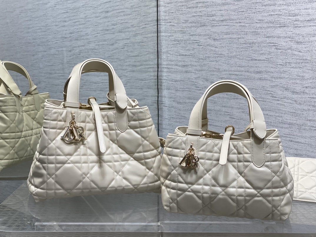 Dior Lady White Small/Medium top handle everyday