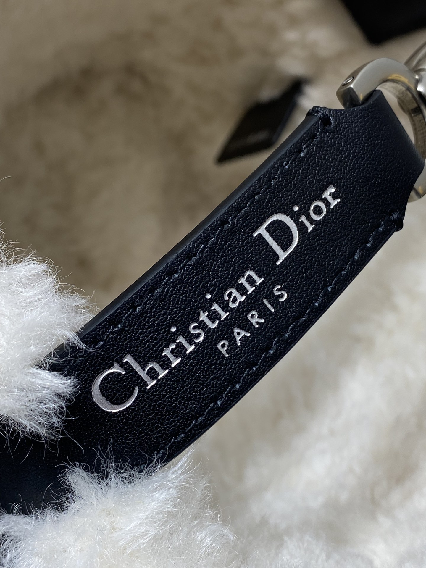 Dior 小号Toujours竖版系列羊毛款