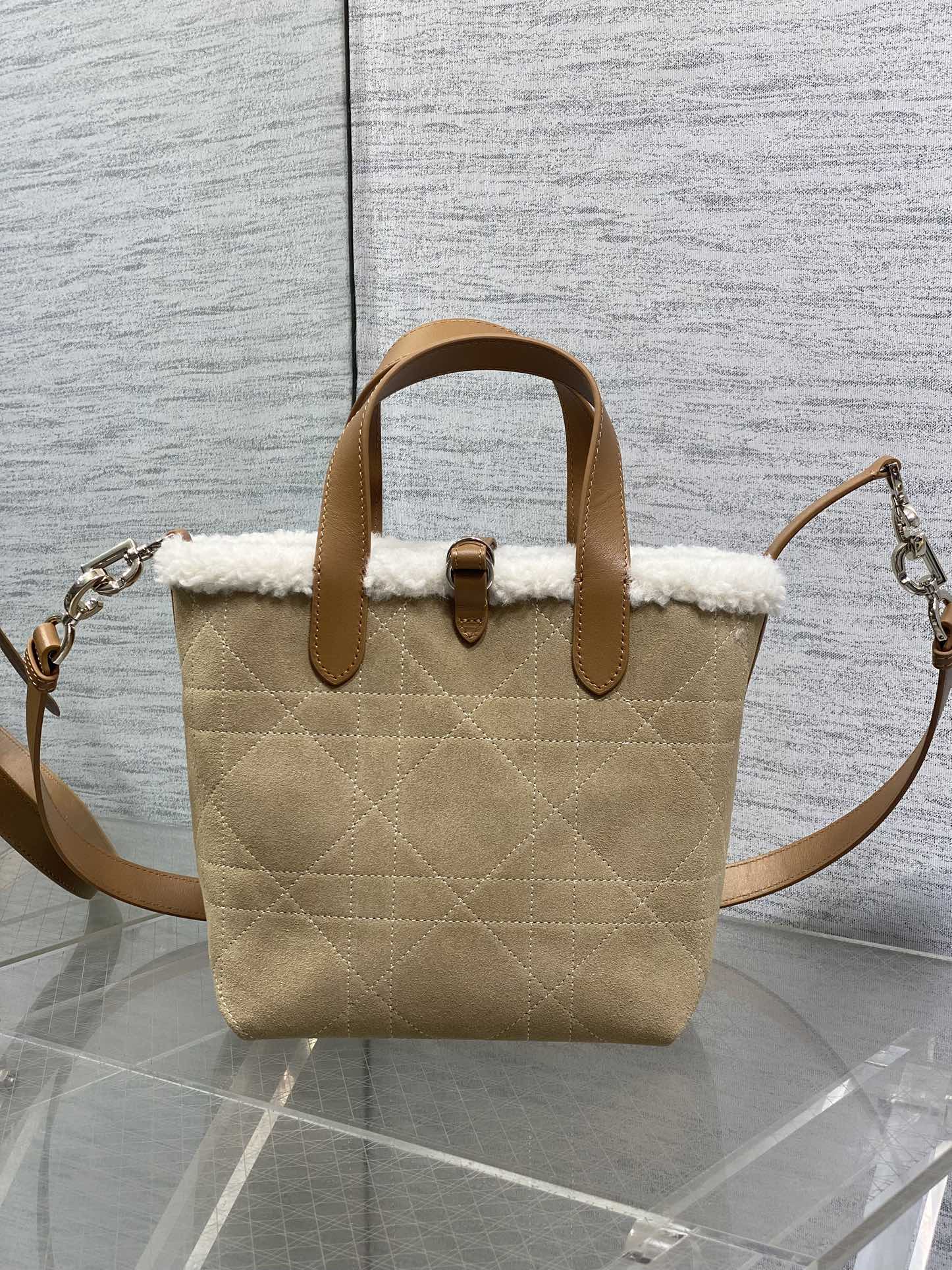 Dior 小号Toujours竖版系列羊毛款